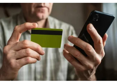 Мошенники пытаются использовать День России в своих гнусных целях