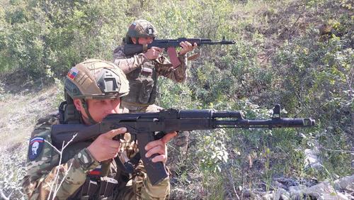 Мы стоим на краю