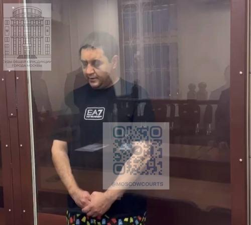 Суд в столице отправил в столичный СИЗО блогера Арега Щепихина