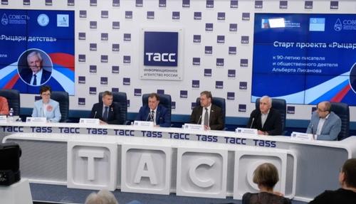 У рыцарей детства есть &laquo;Совесть&raquo;: российский детский фонд вновь отметит Международной гуманитарной премией героев, посвятивших себя защите детей