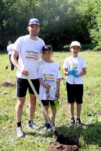 В Уфе прошел экологический фестиваль &laquo;Дерево памяти&raquo; при поддержке &laquo;Роснефти&raquo;
