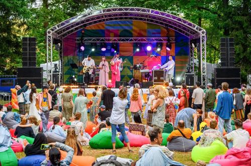 Фестиваль &laquo;Поле фолка&raquo; пройдет в начале августа в подмосковном музее-усадьбе &laquo;Мураново&raquo;