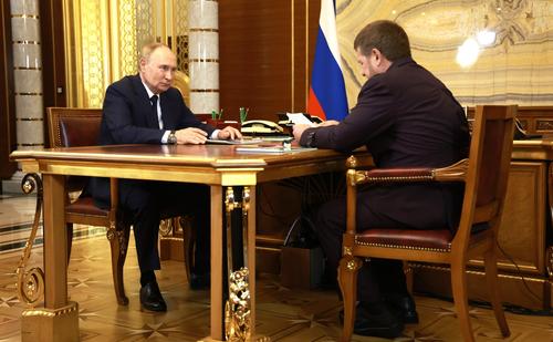 Кадыров рассказал, как Путин поздравил его сына с женитьбой
