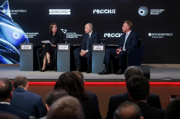 Победитель конкурса &laquo;Знай наших&raquo; на &laquo;Авторадио&raquo; рассказал Путину о роботах