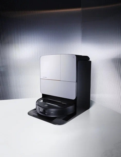 Roborock Saros Z70: Первый в мире роботизированный помощник для дома уже в России