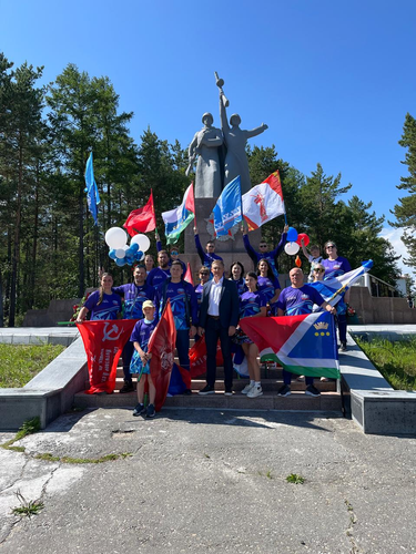 Российские пловцы покоряют Байкал: исторический заплыв в честь 80-летия Победы