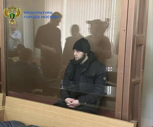 Популярный блогер получил срок за попытку дать взятку