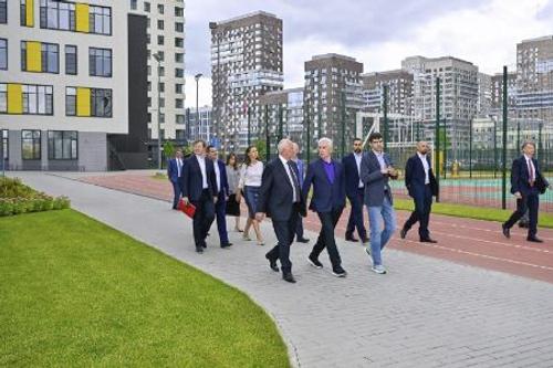 Собянин: Новая школа откроется на территории бывшего Тушинского аэродрома