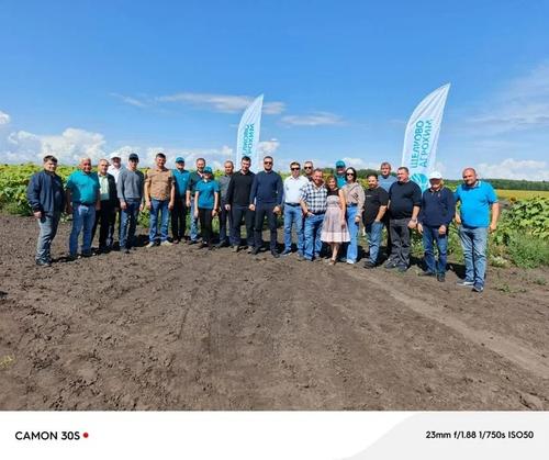 В Курганской области обсудили технологии защиты подсолнечника и ассортимент гибридов
