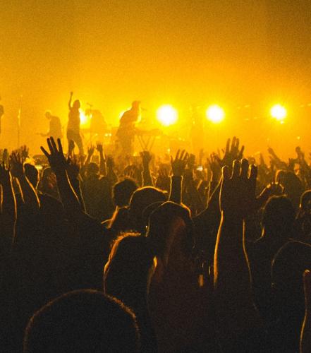 В Одессе девушки начали драку на пляже из-за русской музыки