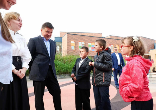 Губернатор Подмосковья посетил школу-интернат для детей с ОВЗ в Серпухове