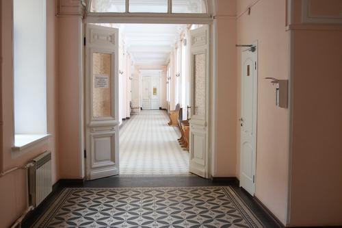 Леонид Слуцкий: мигранты без медицинского полиса &mdash; в реестр и под депортацию домой