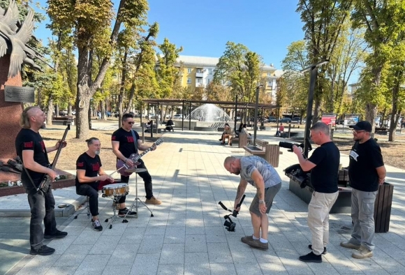 На Донбассе группа &laquo;Ещё&raquo; снимает клип, посвящённый погибшим журналистам