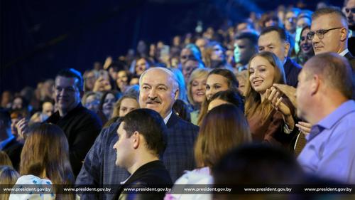 Президент Белоруссии Александр Лукашенко посетил финал &laquo;Мисс Беларусь - 2025&raquo;