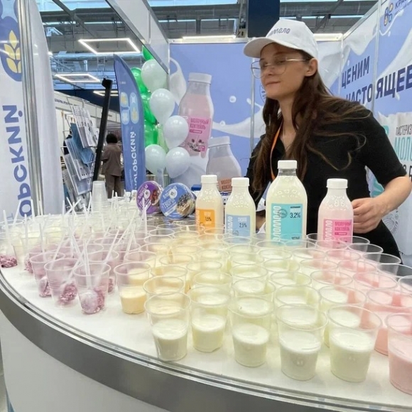 Участникам агрофорума в Оренбурге рассказали о достоинствах российских СЗР