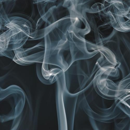 Вейпы: рынок растёт, доходы в бюджет &mdash; падают