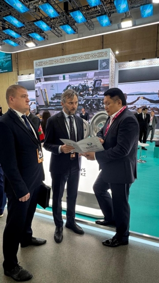 Делегация АО &laquo;АК &laquo;ЖДЯ&raquo; приняла участие в Международной промышленной выставке &laquo;Иннопром-2025&raquo;