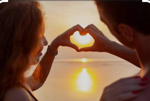 Конец эпохи кавалеров: каждая вторая россиянка готова сама сделать предложение мужчине