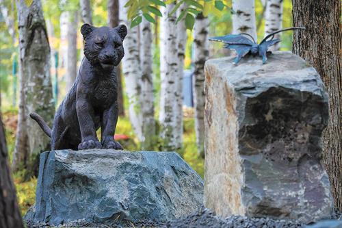 В Хабаровском крае открыли памятник тигрятам